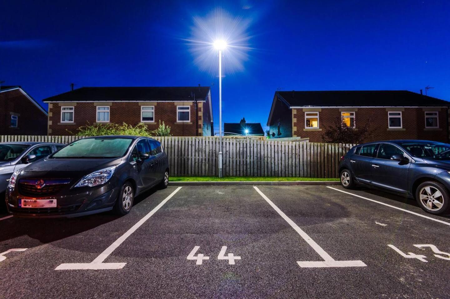 Stunning 2Bedroom 2Bathroom Apt With Parking Space Sheffield Kültér fotó